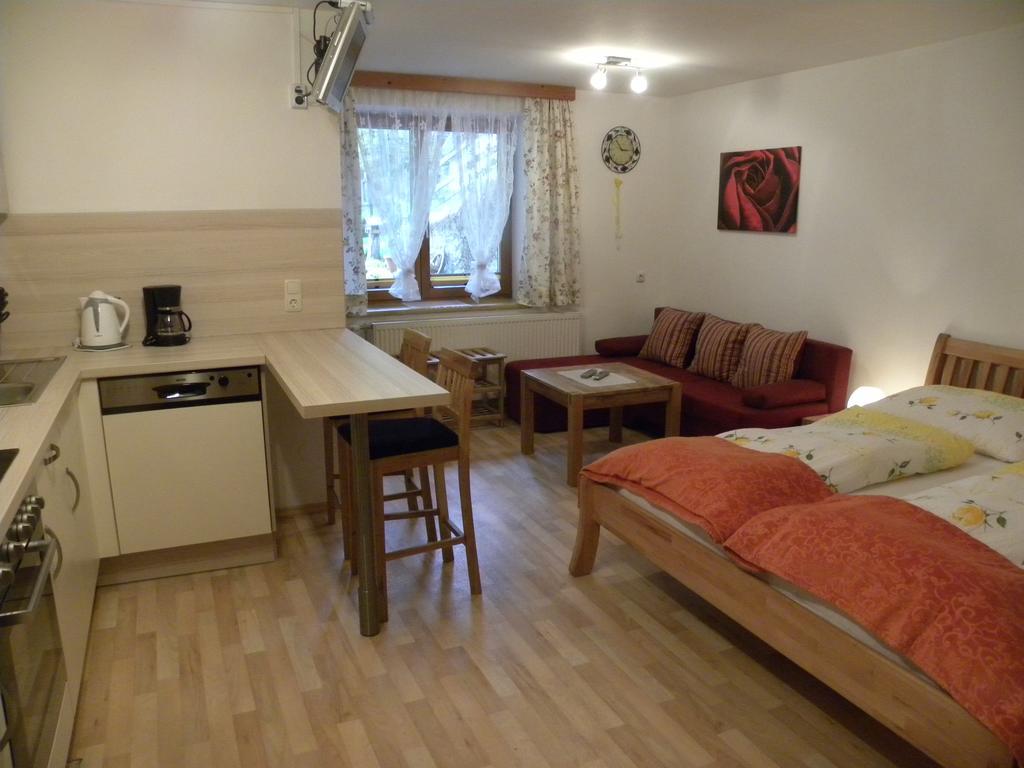 Urlaub Am Bauernhof Gaenser Sankt Peter am Kammersberg Εξωτερικό φωτογραφία